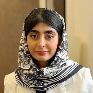 سارا روح الله زاده